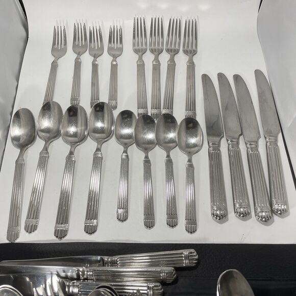 Lot Of 20 Wallace Chardonnay 18/8 Stainless Flatware Classic Ribbed Fork Spoon - Picture 7 of 9